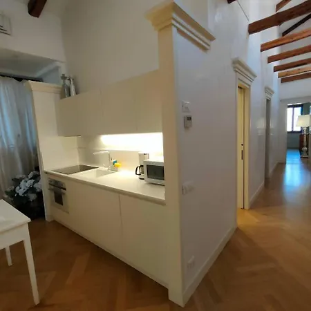 Apartment La Grande Bellezza Deluxe House Venice