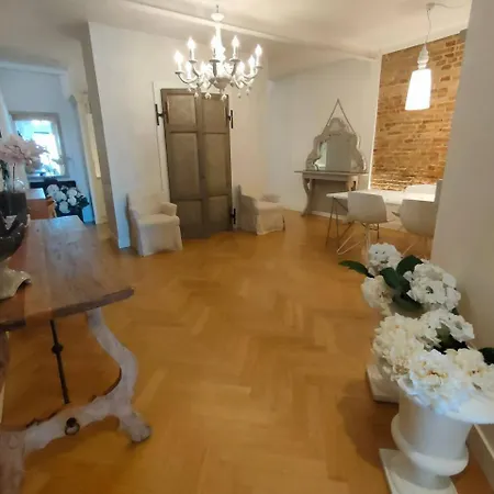 Apartment La Grande Bellezza Deluxe House Venice